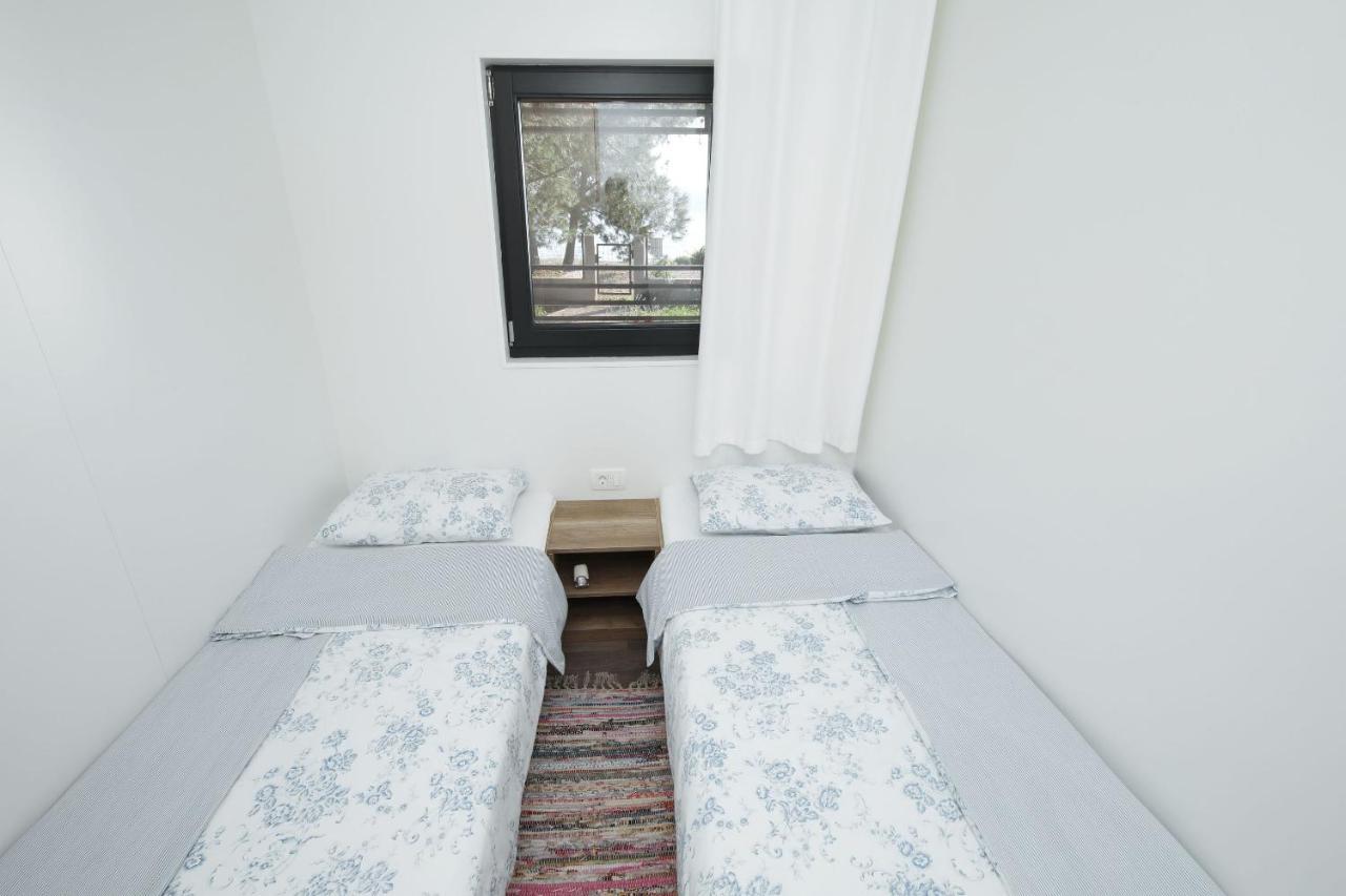 Mobile Home Safir Biograd Na Moru Eksteriør bilde