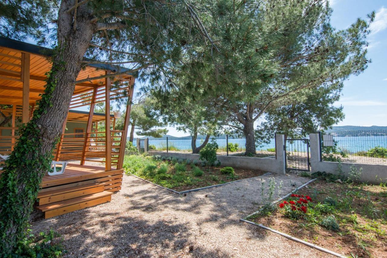 Mobile Home Safir Biograd Na Moru Eksteriør bilde